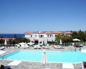 Akti Hotel - Míthymna - Pool