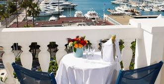 Hotel Splendid - Cannes - Balcony