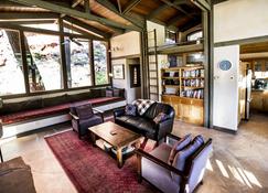 40 Acre Escalante Canyon Retreat - Boulder - Lounge