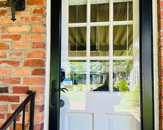 The Country Cottage of Franklin, TN - Franklin - Outdoors view