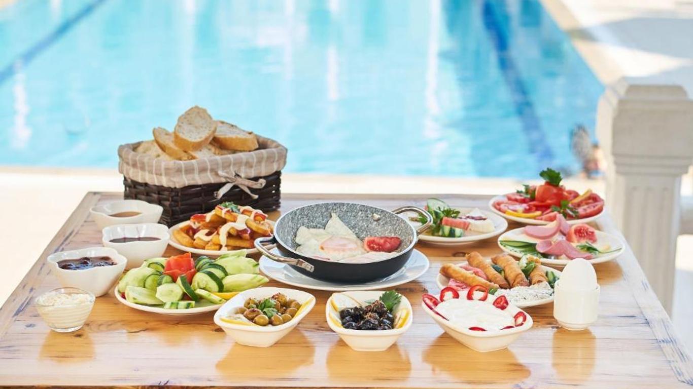 Larimar Suite Hotel