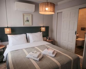 Ayvalik Palacitta Guesthouse - Ayvalık - Habitación