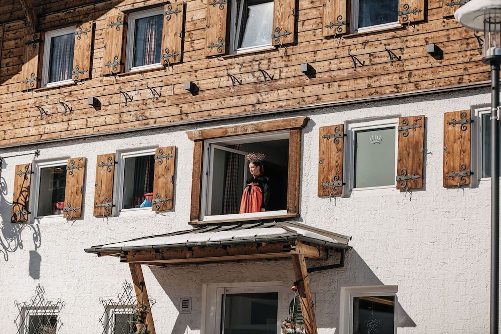 هوتل تراديتسيو - ميتيلبرغ - مبنى