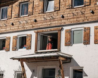 Hotel Tradizio - Mittelberg - Budova