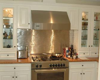 Spectacular Townhome Close to Beach - Los Angeles - Kitchen