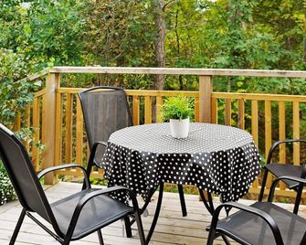 Holiday Home in Fjällbacka - Fjällbacka - Balkon
