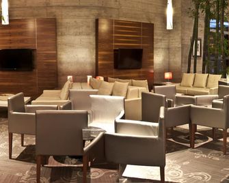 Casa Inn Premium Hotel Queretaro - Querétaro - Lounge