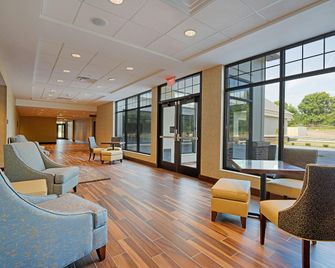 Hampton Inn & Suites Cazenovia - Cazenovia - Ingresso