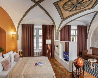 7 Tales Apartments by Adrez - Praga - Habitación