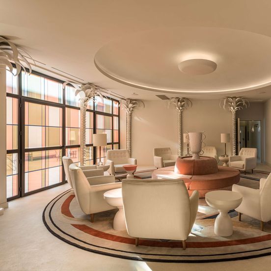 Lounge view of Room Mate Filippo