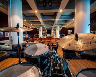 Novotel World Trade Centre Dubai - Dubai - Bar