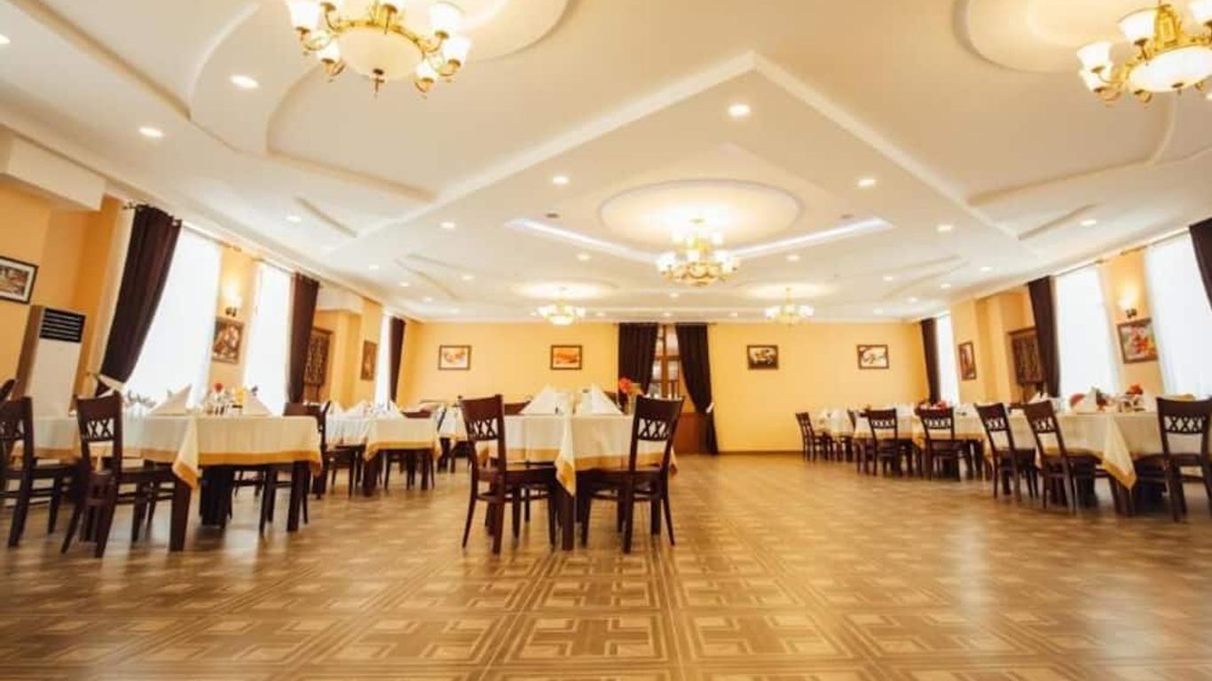 ホテル BEK キヴァ