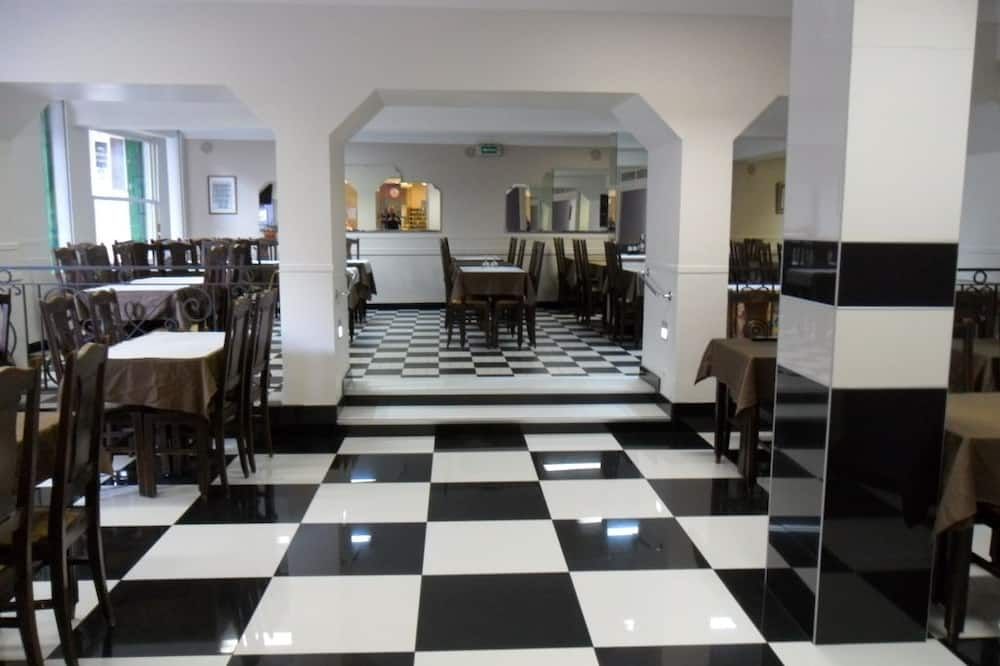 Hôtel Croix des Nordistes - לורד - מסעדה