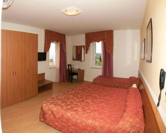 Hotel Pinamonte - Costermano