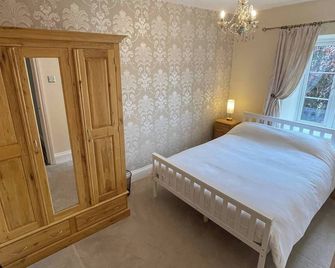 Chew Valley Retreat Suite - Clutton