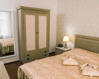 Hotel Cora Bistrita - Бистриця - Спальня
