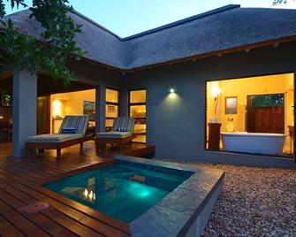 Raptor Retreat Game Lodge - Hoedspruit - Pool