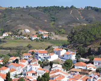 Odeceixe Valley House - Village Center with Lounge Rooftop - Odeceixe - Vista del exterior