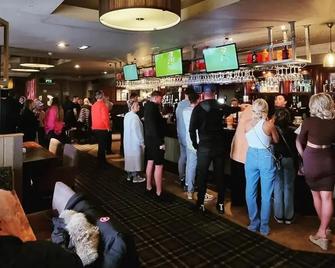 The Queen Vic Hotel - Sunderland - Bar