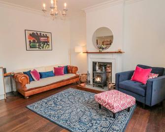 8 Pedwell Way - Berwick-Upon-Tweed - Living room