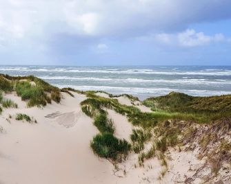 5 star holiday home in Hirtshals - Hirtshals - Playa