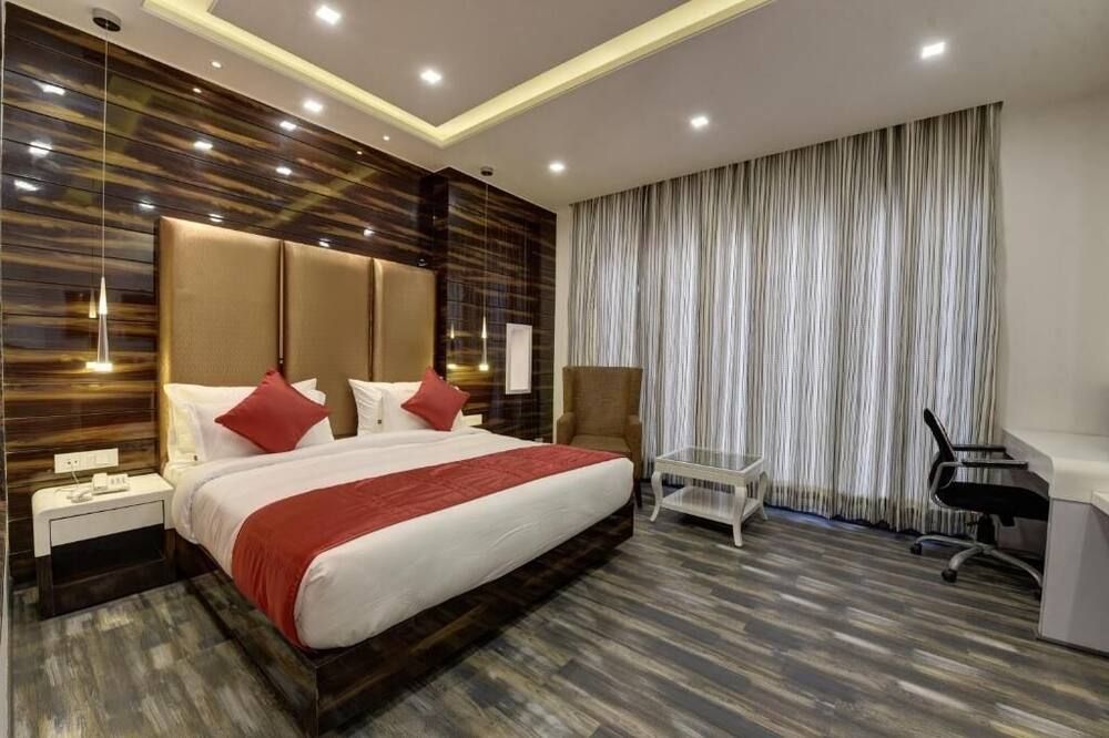 Golden Tree - Noida