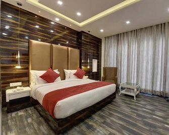 Golden Tree - Noida