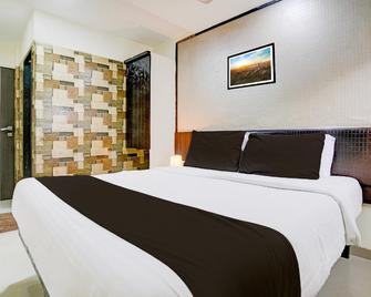 Hotel Golden Sagar - Bombay - Habitación