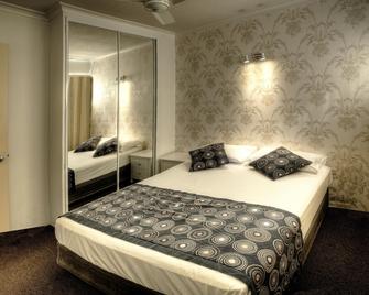 View Pacific Apartments - Surfers Paradise - Bedroom