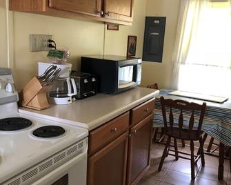 Bayview on Goodyear Lake. Close to Cooperstown Dream Park & All Star Village. brbr - Oneonta - Кухня