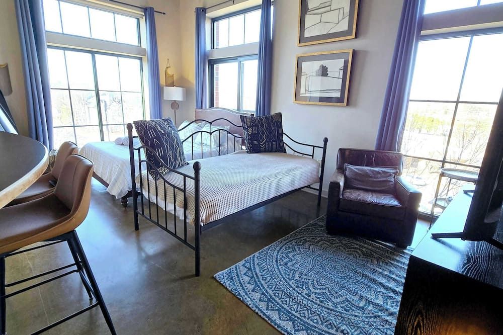 Queen City Charmer Su - تشارلوت (نورث كارولينا) - غرفة معيشة