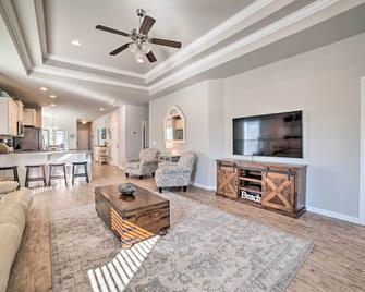 Walk to Shore Oyster House Port St Joe Getaway - Port St. Joe - Sala de estar