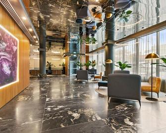 Melbourne City Apartment Hotel - Melbourne - Lobby