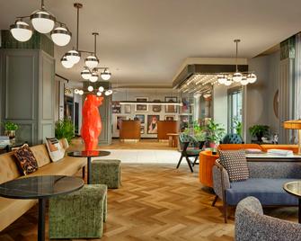 Radisson Red Berlin Kudamm - Berlín - Lobby