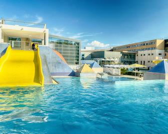 Hotel Aquacity Mountain View - Poprad - Pool