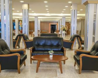 Korat Hotel - Nakhon Ratchasima - Lobby