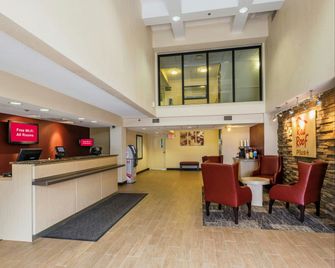 Red Roof Inn Plus+ West Palm Beach - ווסט פאלם ביץ' - דלפק קבלה