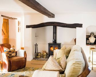 Till Cottage and Riverside Gardens nr Stonehenge - Salisbury - Living room