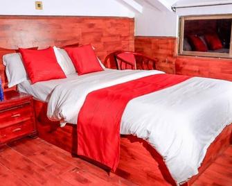 Karura Forest Studio Apartments - Nairobi - Bedroom