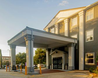 Spark by Hilton Lafayette South - Lafayette - Edificio