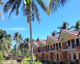 Langojon Jianjoy Beach Resort - General Luna