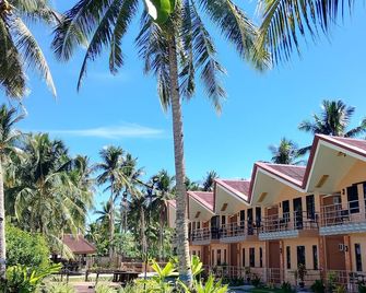 Langojon Jianjoy Beach Resort - General Luna