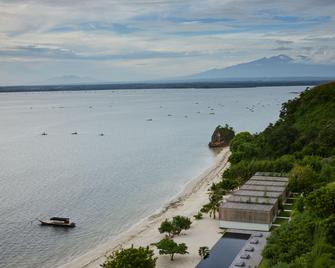 Innit Lombok - Bumbang - Beach