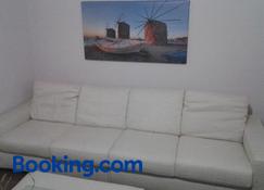 Mastic Point Studios - Chios - Living room