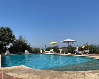 Casa do Alto (top floor apartment) - Braga - Pool