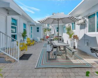 Studio Oasis near Hollywood Boardwalk - Hollywood