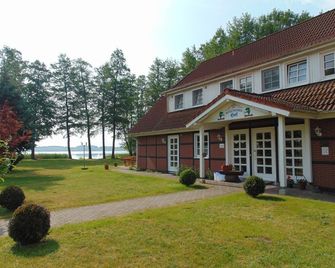 Seehotel Köllnitzer Hof - Storkow - Edificio