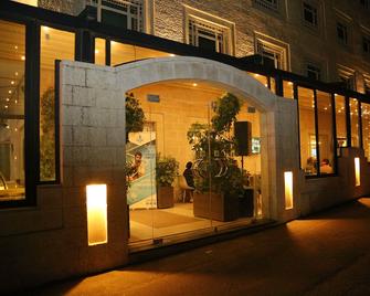 Holyland Hotel - Amman - Bâtiment