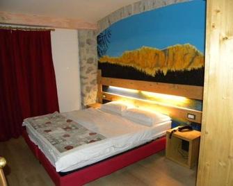 Hotel Cova - Pellizzano - Chambre