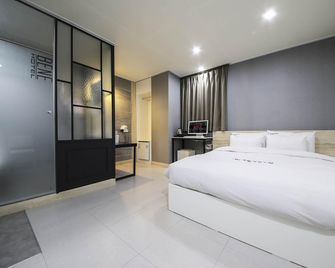 Hotel Bene - Seoul - Bedroom